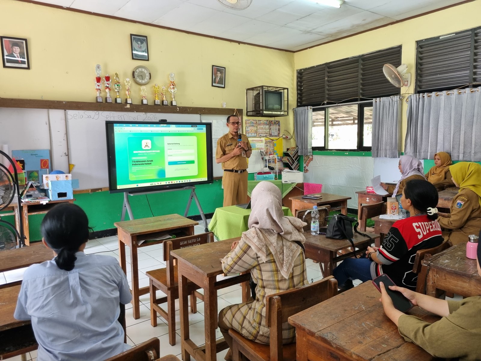 Sosialisasi Aplikasi Pelaksanaan 7 Kebiasaan Anak Indonesia Hebat (7 KAIH)